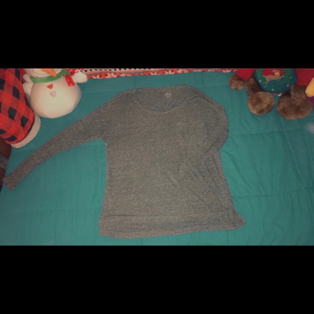 Gray shirt